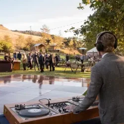 Contratar DJs para bodas